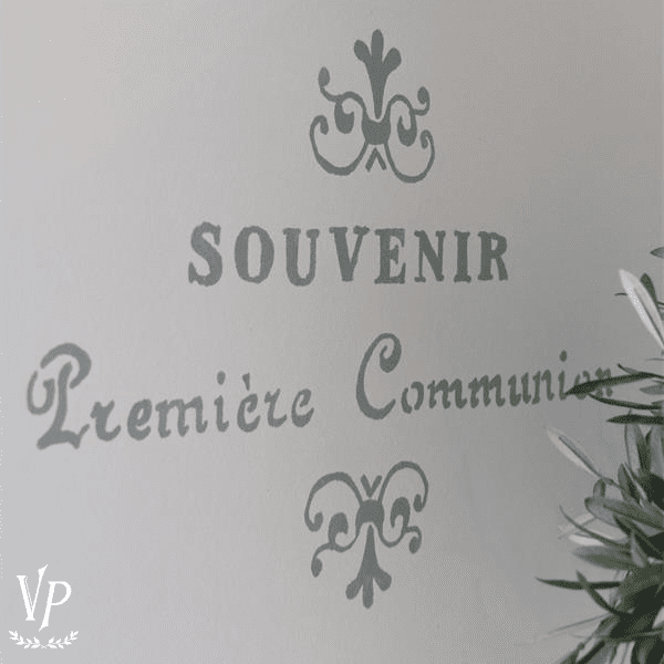 350953 Pochoir adhesif usage unique Souvenir 1 L 56 x H 34 cm ET Souvenir 2 92 x 57 cm