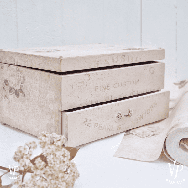 Inspiration papier peint Vintage Paint 700290 Papier peint Faded Roses 1