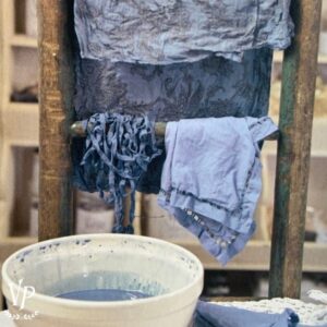 Teindre du tissu avec de la peinture Vintage Paint